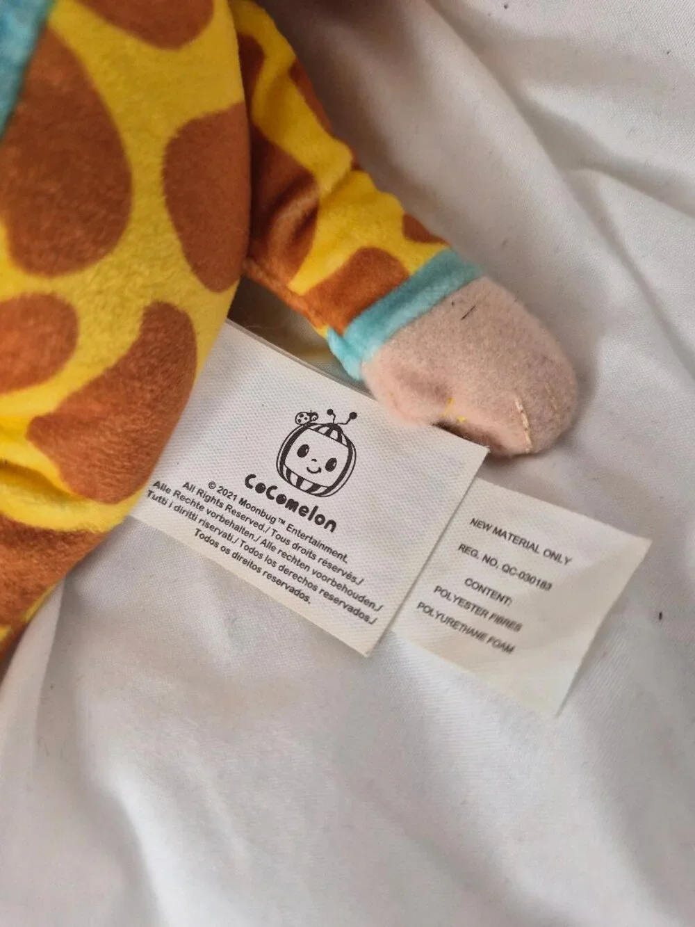 CoComelon JJ Giraffe Plush Doll - 2021 Jazwares Stuffed Toy EUC